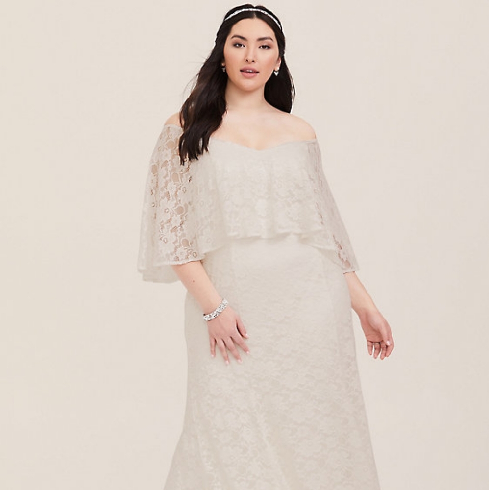Plus size torrid wedding dress